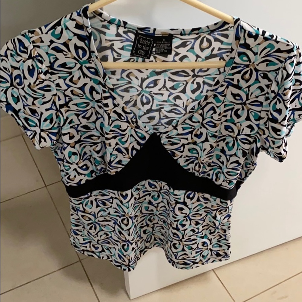 Women’s V Neck Top